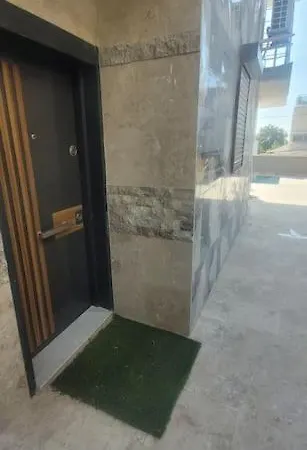 Oezel Havuzlu Ruezgar Villa Kusadasi